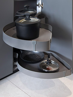 Esquina mágica organizador interior para cocinas integrales modernas de alta gama - Spacios Integrales