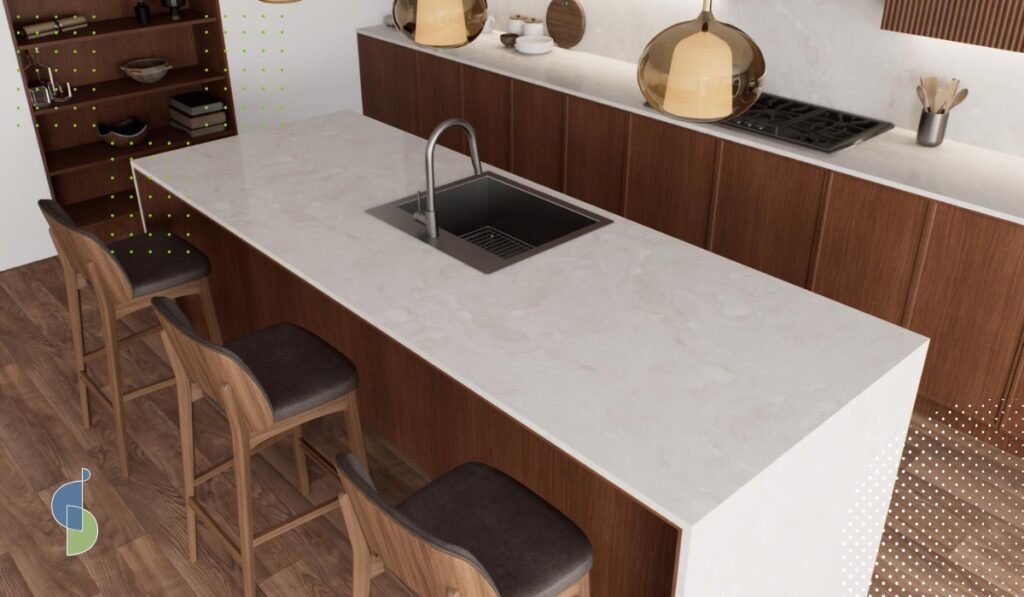 Isla de cocina con mesón en cuarzo blanco y frentes en madera oscura con lavaplatos integrado y lámparas colgantes doradas
