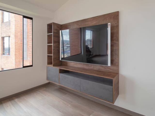 Multimueble centro de televisión en madera, de diseño moderno y funcional